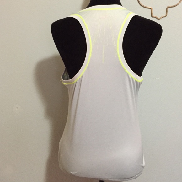 Brooks light turquoise and yellow running tank - Picture 6 of 7